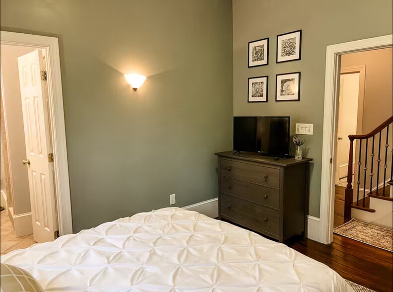 Bedroom 1 - 405 Morson St