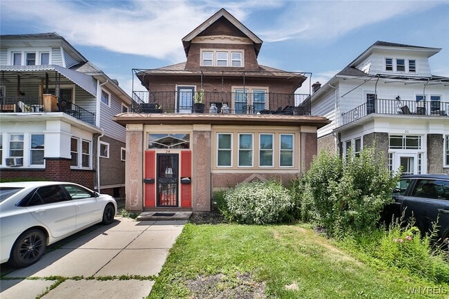 Primary Photo - 24 North Park Ave