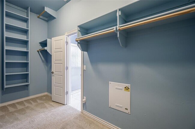 Building Photo - 6100 NW 154th St