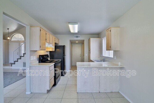 Building Photo - 3622 W Wagoner Rd