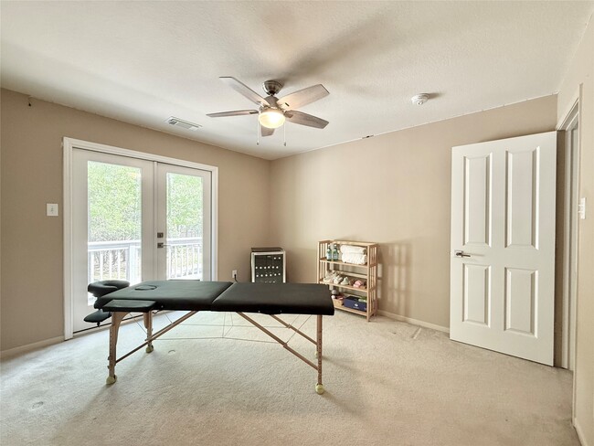 Building Photo - 251 N Maple Glade Cir