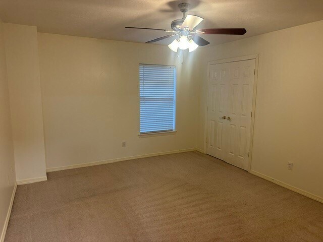 Building Photo - 1030 Forestburg Dr