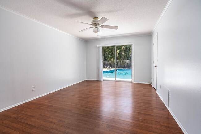 Building Photo - RARELY AVAILABLE!  3BED/2BATH POOL HOME FOR RENT-SARASOTA, FL $2995.00