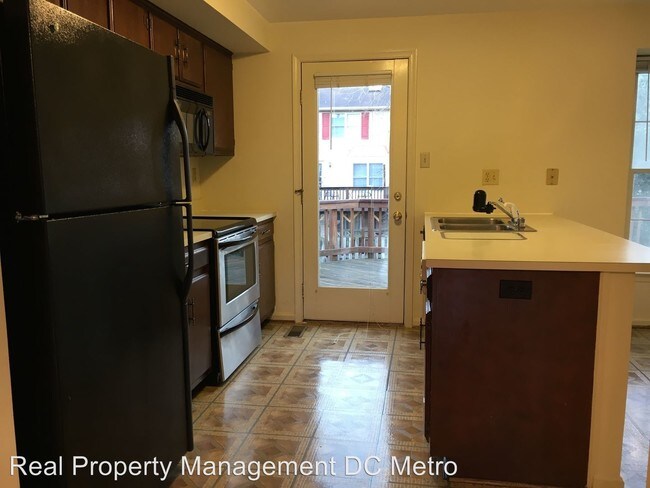 Building Photo - 8024 Hollow Reed Ct