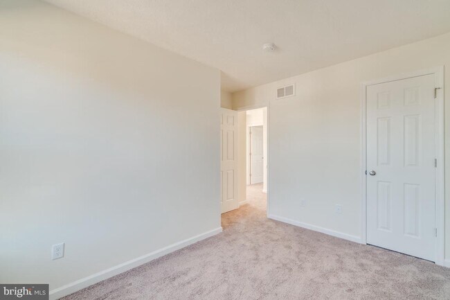 Building Photo - 2926 Sorrell Ct
