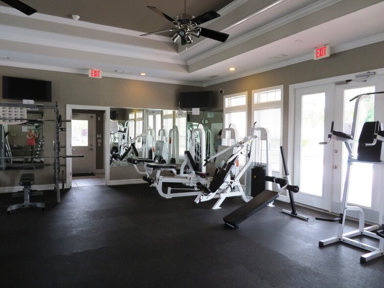 Building Photo - 4434 Gearhart Rd