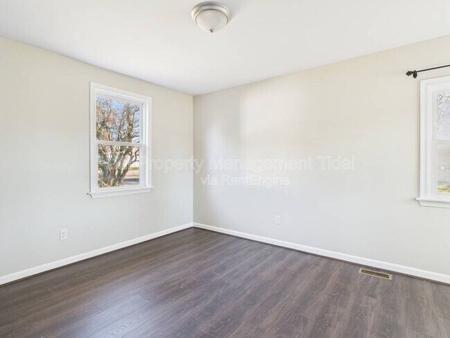 Building Photo - 8000 Diggs Rd