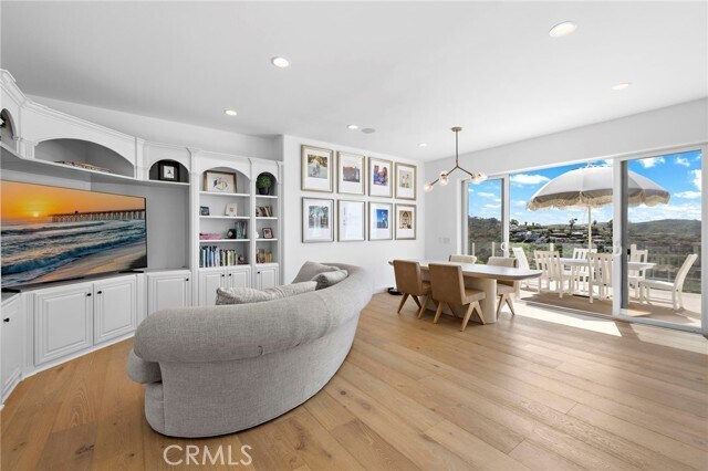 Building Photo - 1545 Caribbean Way