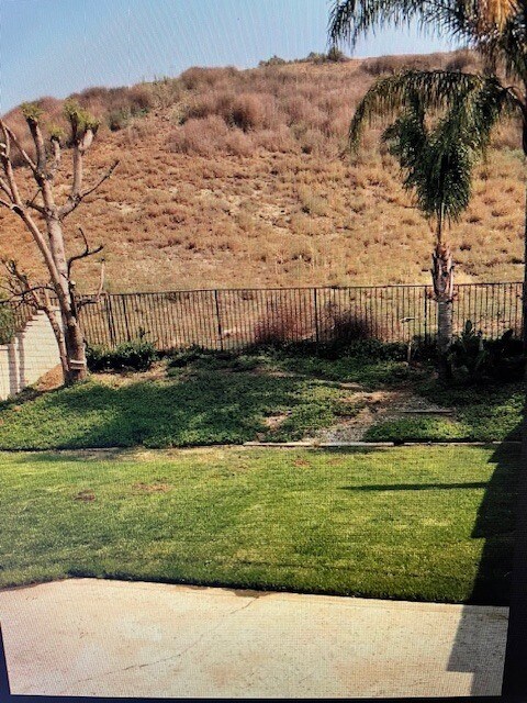 Building Photo - 6250 Sunny Meadow Ln