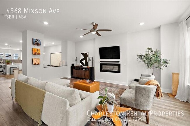 Building Photo - 4568 Mixson Ave