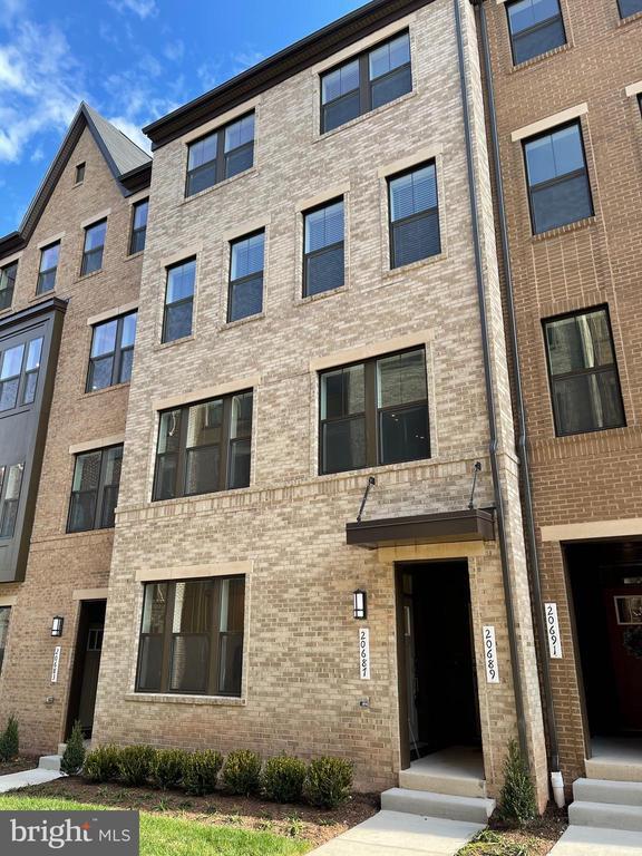 Building Photo - 20687 Heron Landing Dr