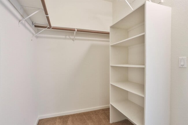 Building Photo - 6511 Hearthstone Cir