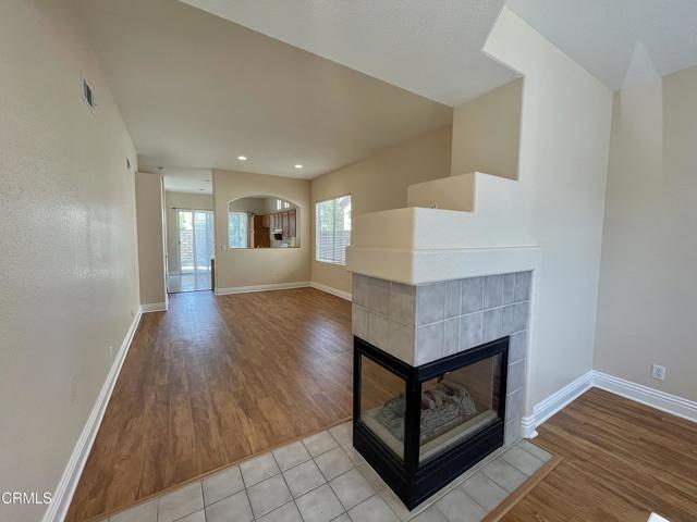 Building Photo - 425 Calle Mirasol