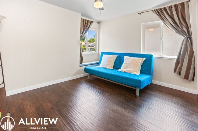 Building Photo - Beautifully Upgraded Home in Prime Mission Viejo Location