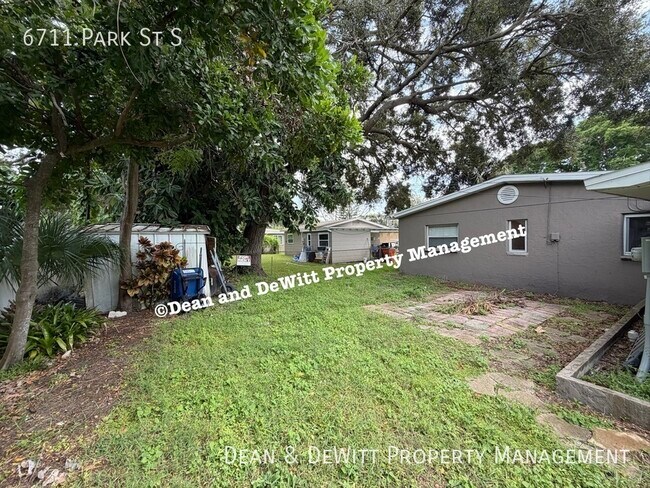 Building Photo - 6711 Park St S