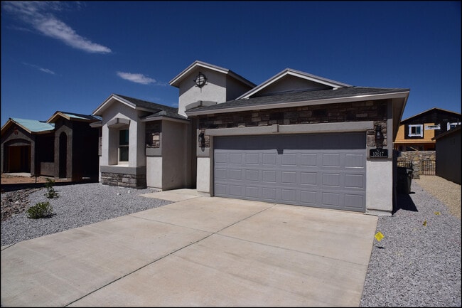 Building Photo - 10617 Hidden Palm Pl