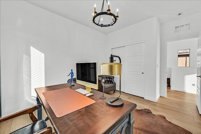 Building Photo - Luxury Summerlin West 4-Bedroom Home!
