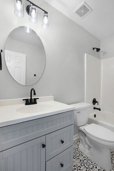 Building Photo - 413 Montclair Tower Dr