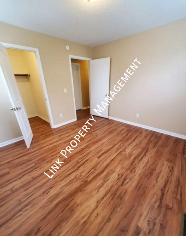 Building Photo - 4911B Marylin Lane-