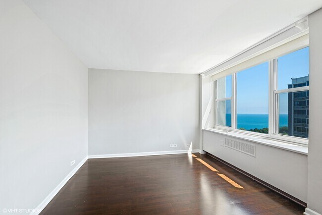 Building Photo - 4250 N Marine Dr