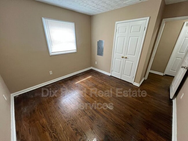 Building Photo - 3209 Lefferson Rd