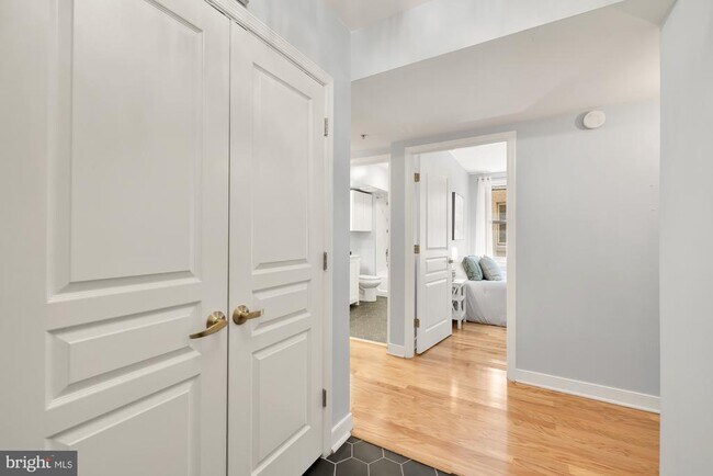Building Photo - 631 D St NW