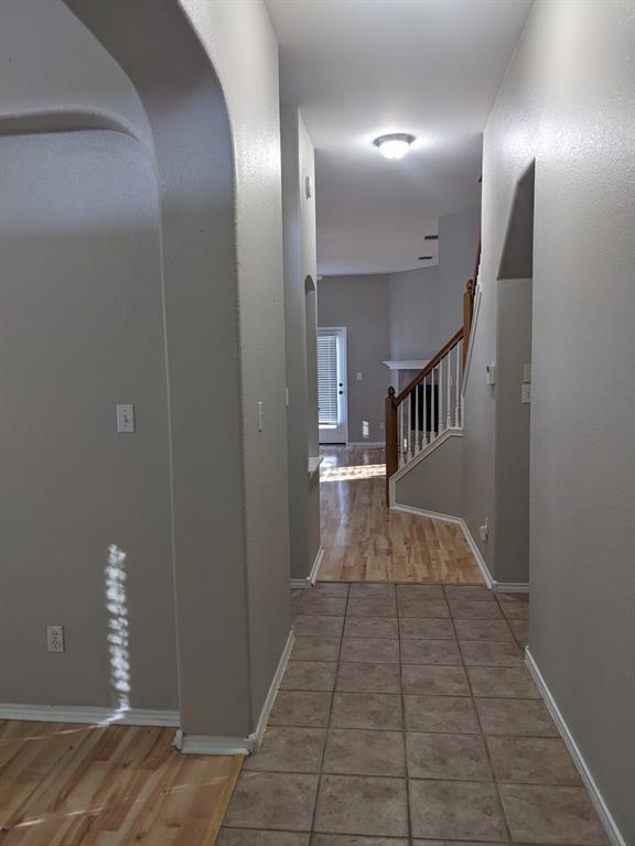 Building Photo - 10306 Snapdragon Dr