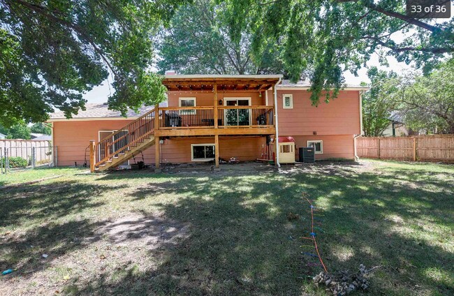 Building Photo - 245 Cherokee Ct
