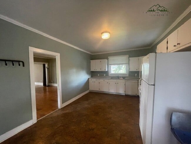 Building Photo - Historic Heritage House in Thurston