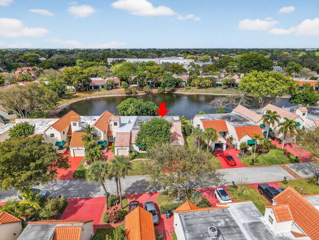 Building Photo - 6545 Las Flores Dr
