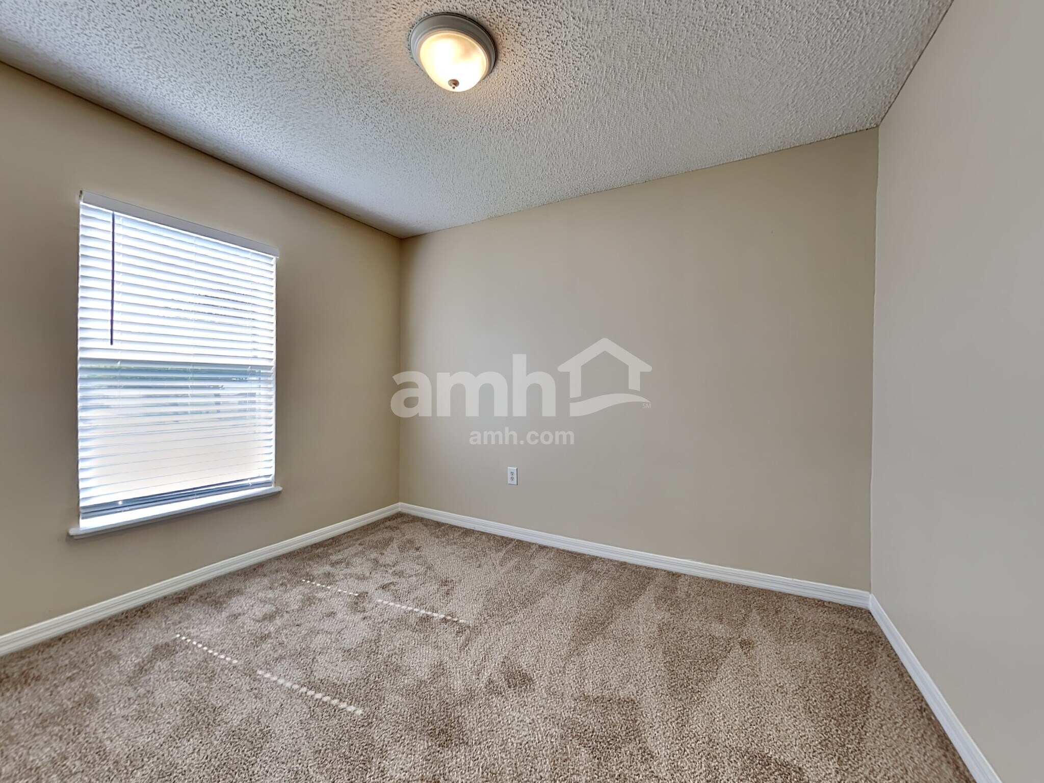 Building Photo - 8051 Foxdale Dr