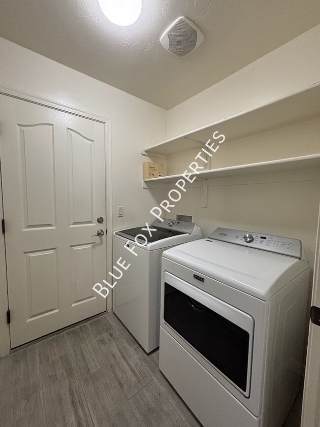 Building Photo - 10150 E Corte Madera Fina