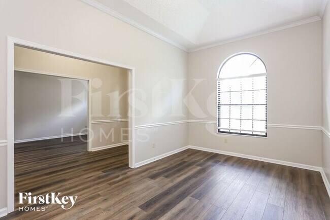Building Photo - 1337 Gately Rd