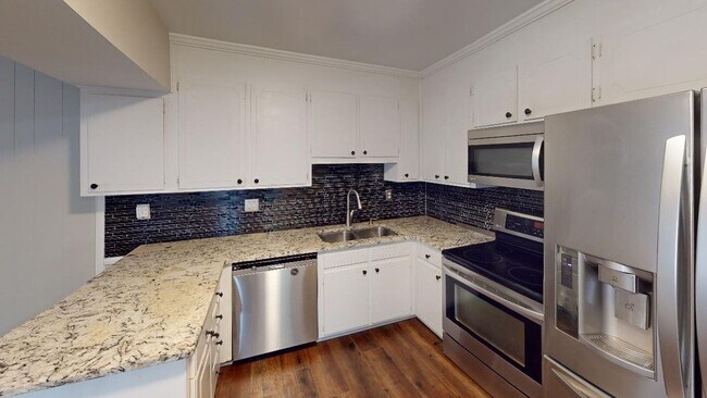 Building Photo - 6619 Bunker Hill Cir