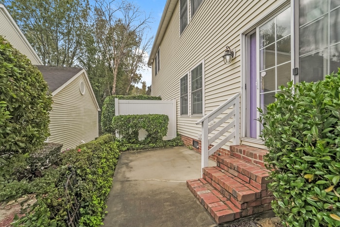 Building Photo - 7003 Walnut Ridge Ct