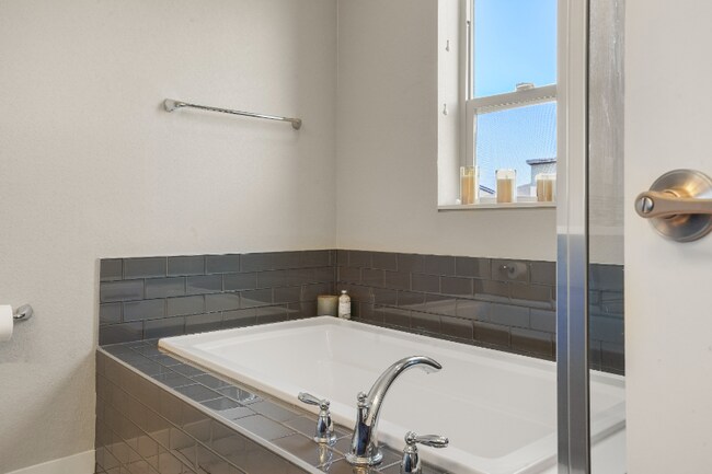 Building Photo - 9064 E 49th Pl