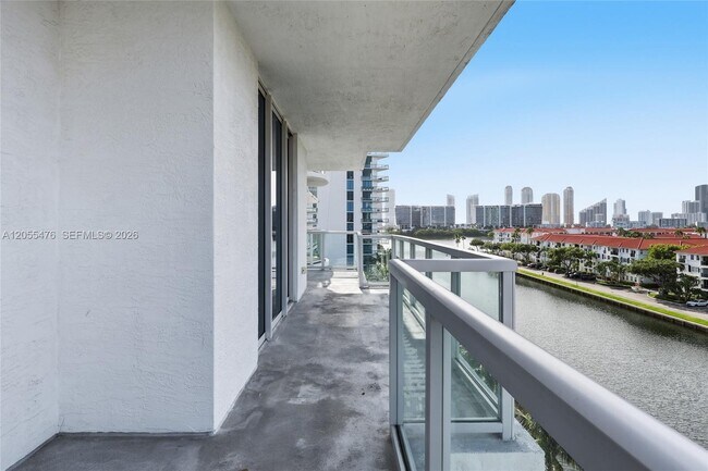 Building Photo - 3030 NE 188th St