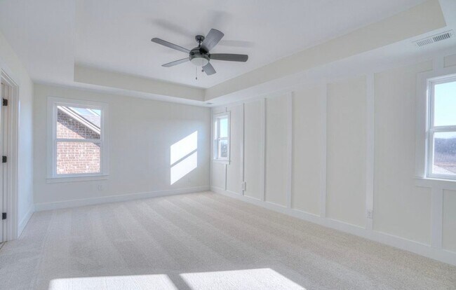 Building Photo - 9131 Headwaters Dr