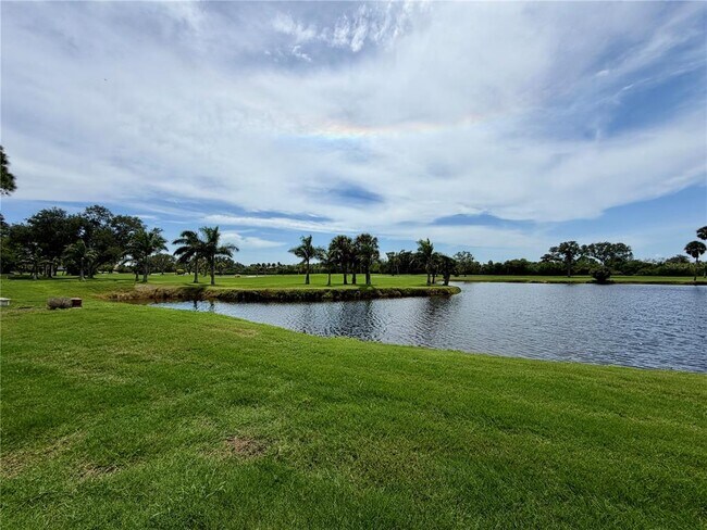 Building Photo - 1320 Pelican Creek Crossing