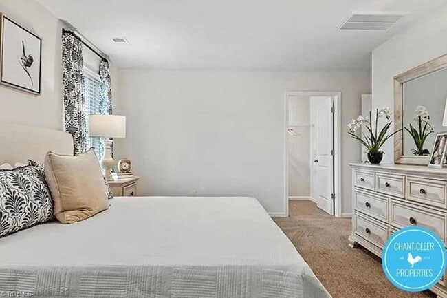 Building Photo - 1915 Puffin Dr