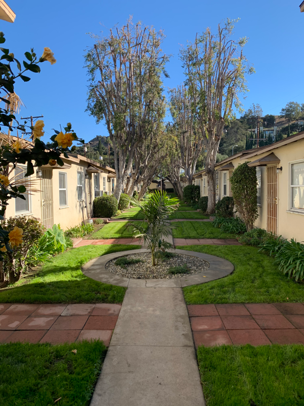 Building Photo - 814 S Verdugo Rd