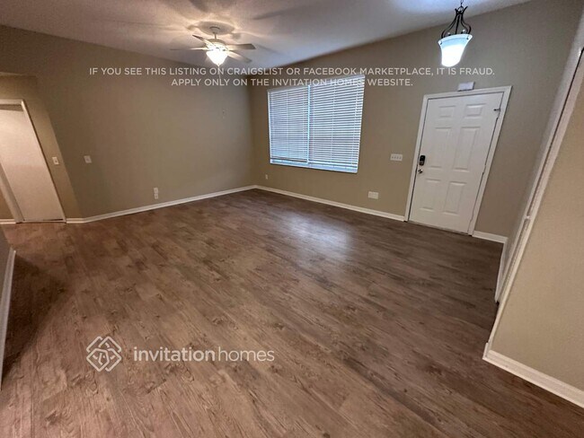 Building Photo - 1902 River Crossing Dr