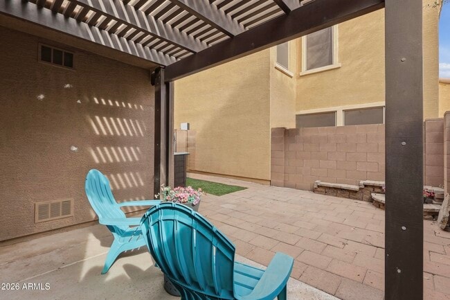 Building Photo - 1853 S Balboa Dr