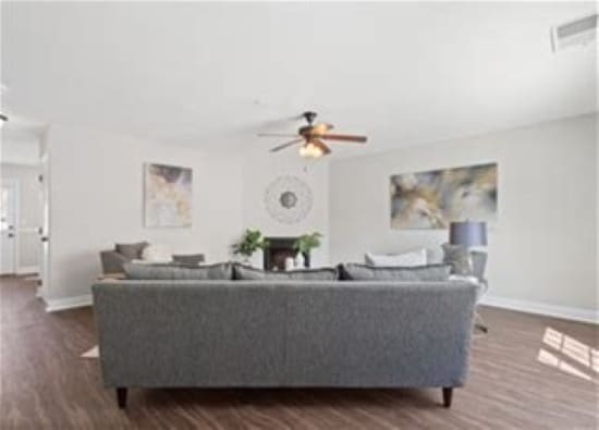 Building Photo - 1113 Maple Tree Ln