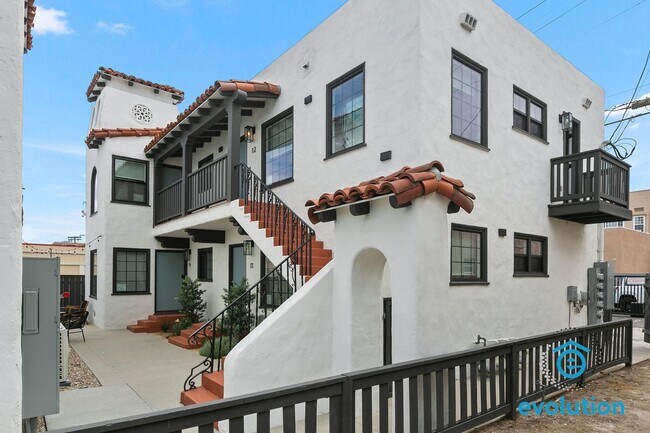 Building Photo - 3831-3835 Third Avenue - 3835 Third Ave Apt 1