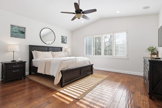 Building Photo - 1317 Gull Ct