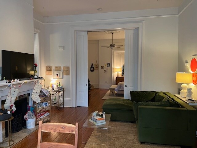 Building Photo - 215 W Gwinnett St