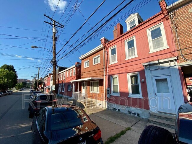 Building Photo - 109 S 13th St