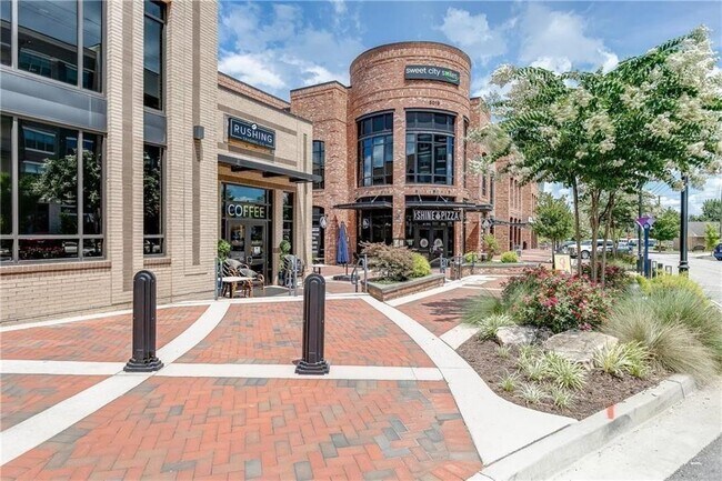 Building Photo - 1274 Ainsworth Alley