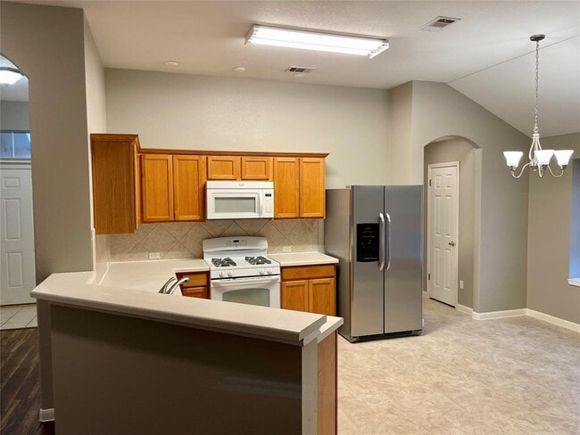 Building Photo - 800 Orchard St